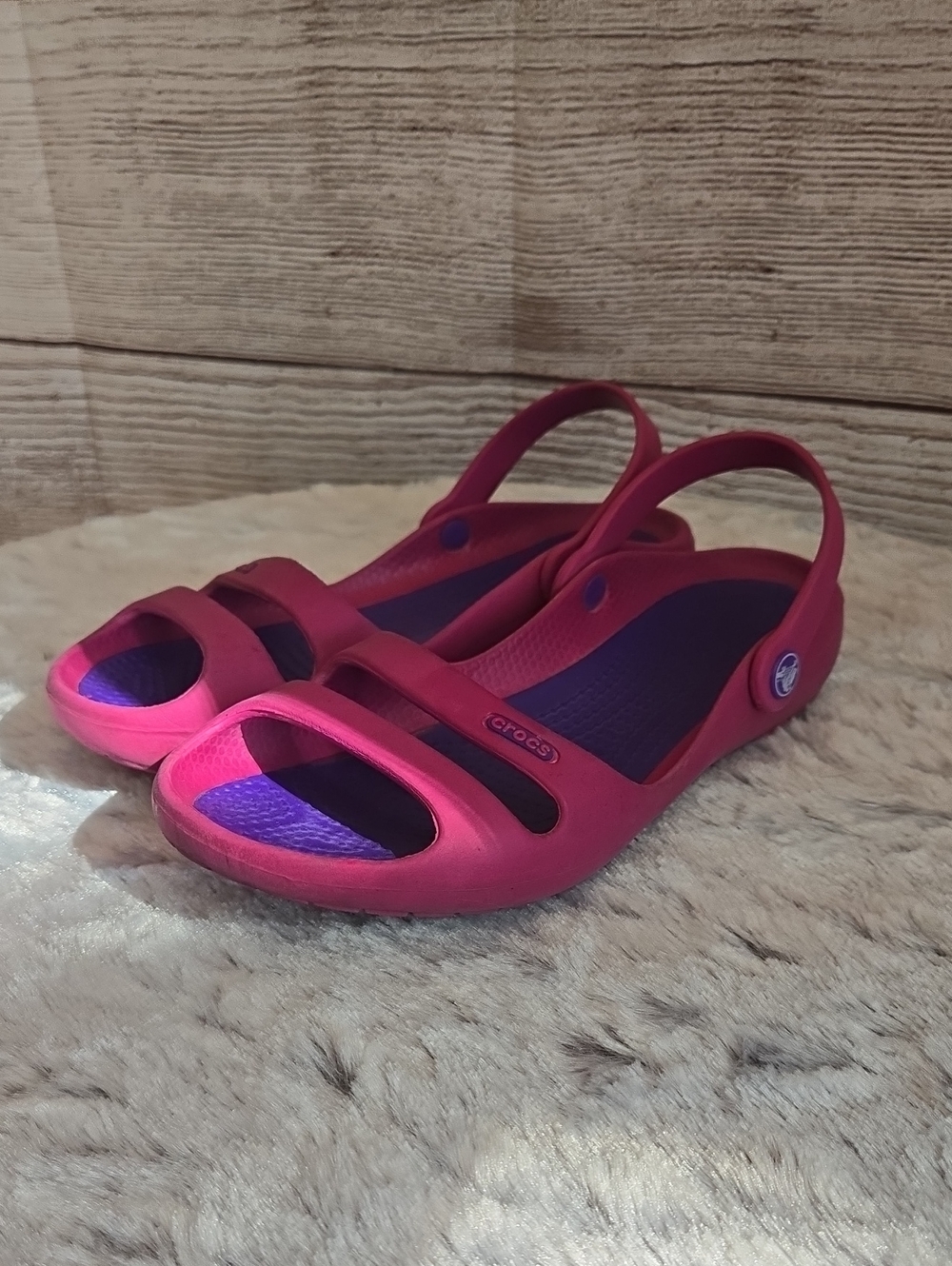 CROCS Sandals, Womens Size 6